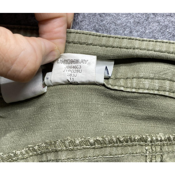 Unionbay Pants Womens 11 Green Capri Cropped Roll Cuff Stretch Twill Pockets - Picture 10 of 14